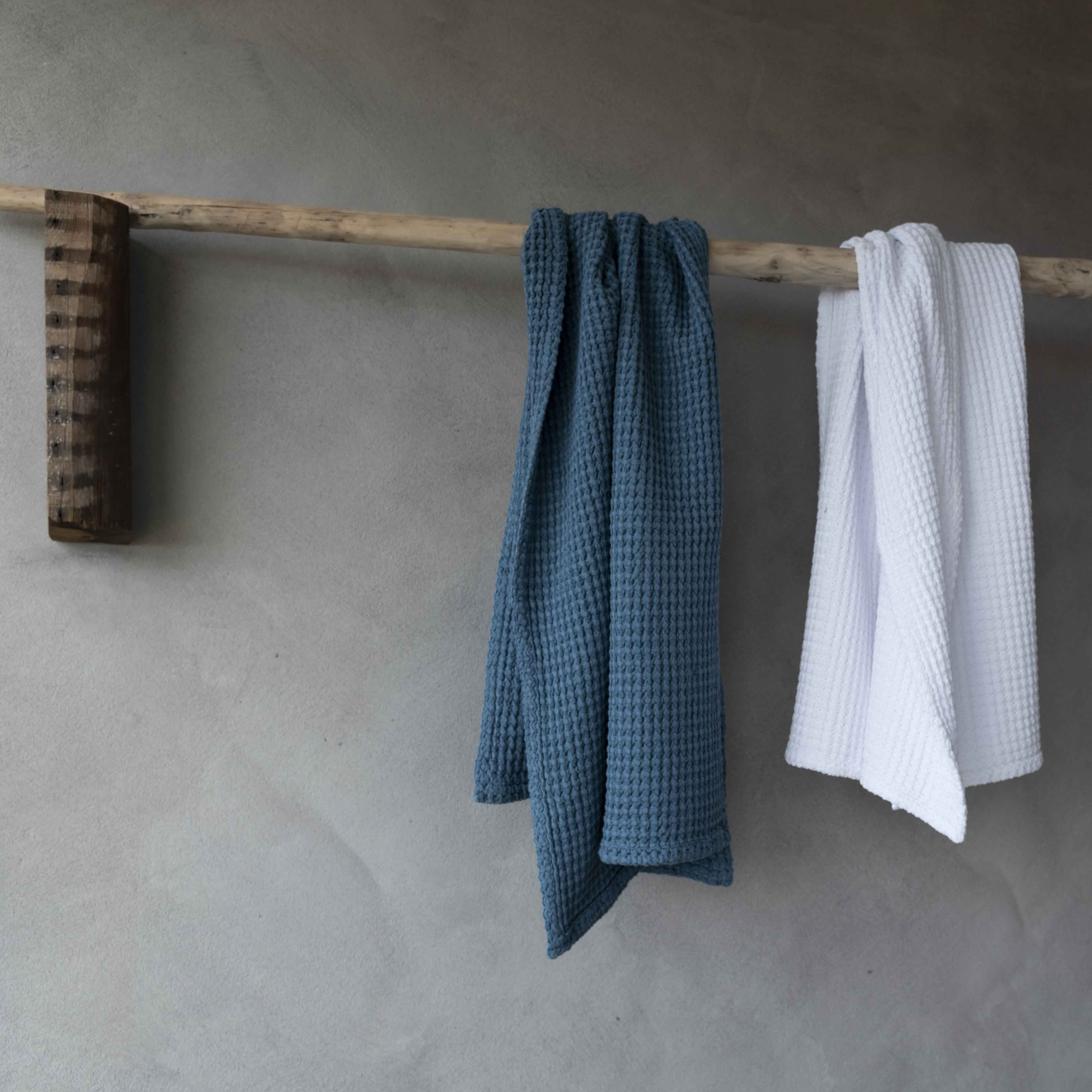 Aura Towel by Graccioza