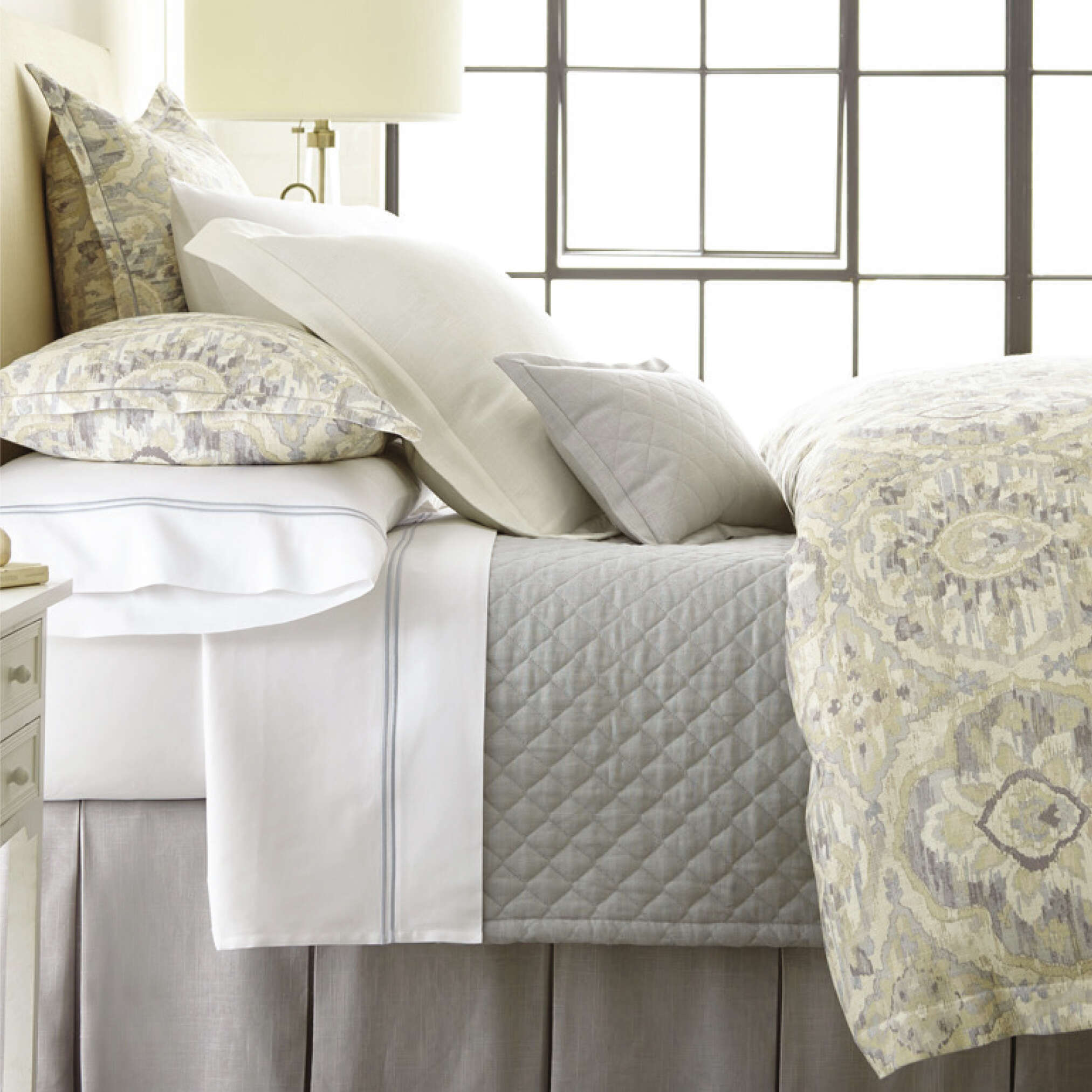 Zari By Legacy Home Pillow Piped Fine Linens