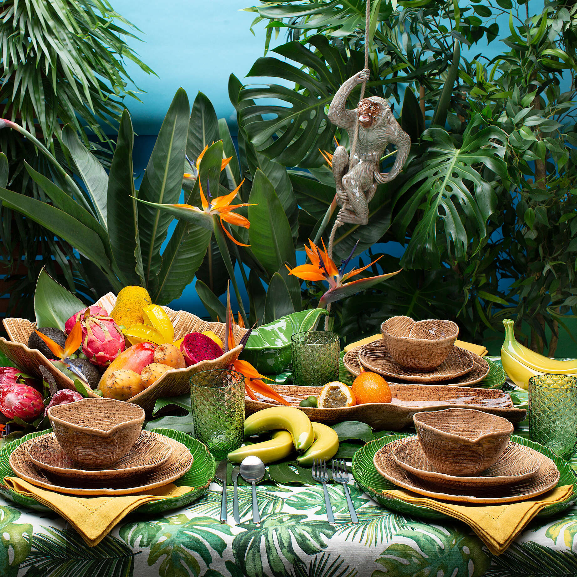 Bananas from Madeira Bowl by Bordallo Pinheiro | Fine Linens