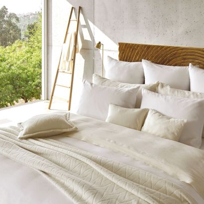 Moon by Celso de Lemos Duvet Cover