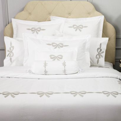 Bow Embroideries 400TC By Peter Reed Pillowcases