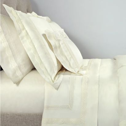 Wreath by Home Treasures Flat Sheet