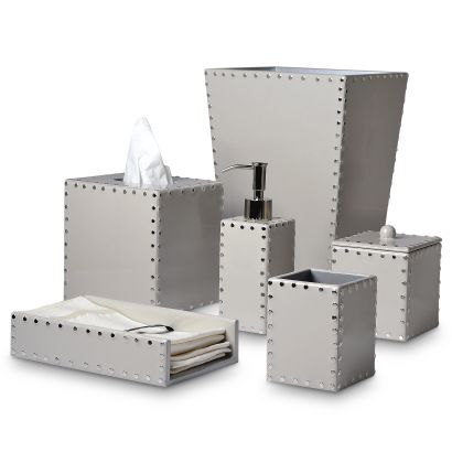 Aéro by Mike + Ally Bath Accessories