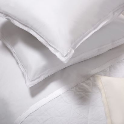 Clara Lace By Dea Linens Fitted Sheet
