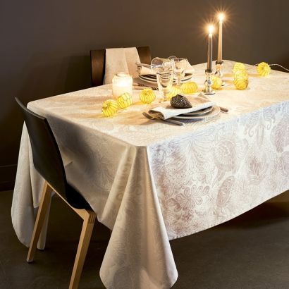 Mille Isaphire by Garnier Thiebaut Napkin