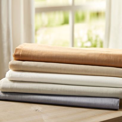 Vela by SDH Decorative Pillow With Stuffer