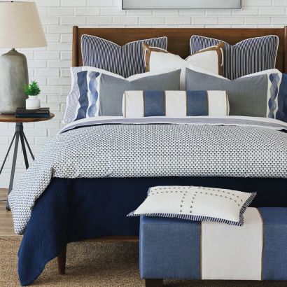 Halprin by Eastern Accents Bedset