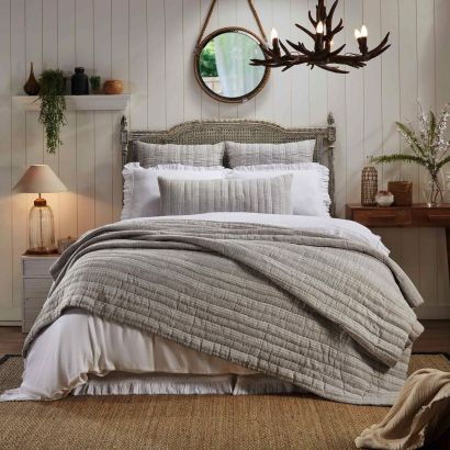 Bonnie by Orchids Lux Home Quilt