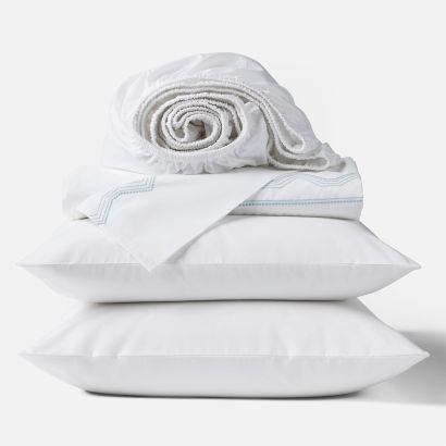 Vista Embroidered Organic by Coyuchi Sheet Set