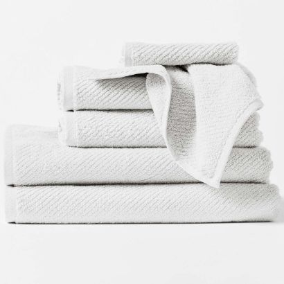 Air Weight Organic by Coyuchi Bath Towel