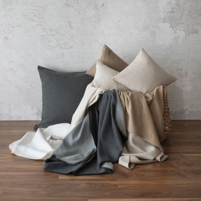 Patrizia by St. Geneve Blanket