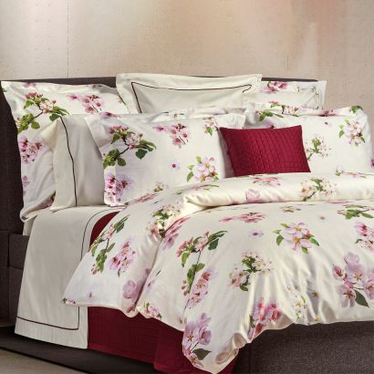 Ciliegio by Signoria Firenze Duvet Cover