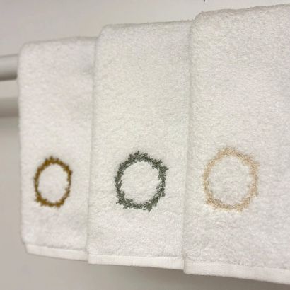 Wreath by TL at Home Towel (No Embroidery)