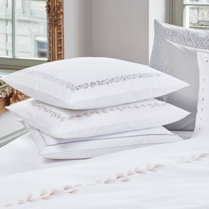 Foglia by Christian Fischbacher Duvet Cover - Traditional