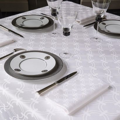 Anneaux by Le Jacquard Francais Tablecloth