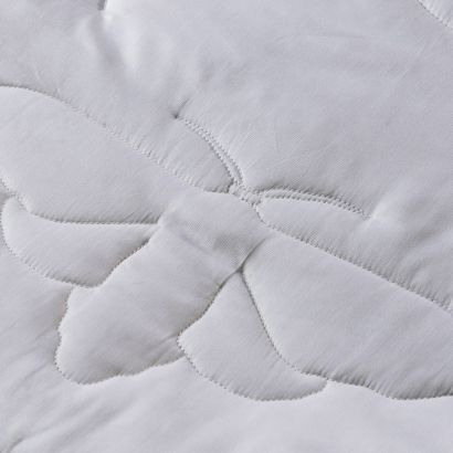 Soie 400 by Brun De Vian-Tiran Duvet