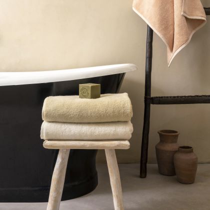 Argile Bath Towel by Le Jacquard Francais