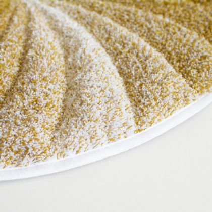 Seashell Bath Rug by Graccioza