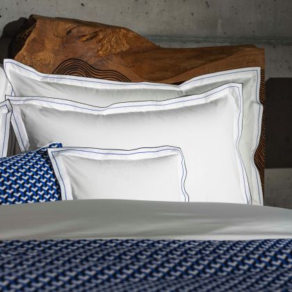 Areo by Celso de Lemos