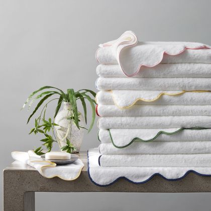 Cairo Scallop by Matouk