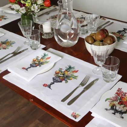 Floral Urn Table Linens By Huddleson