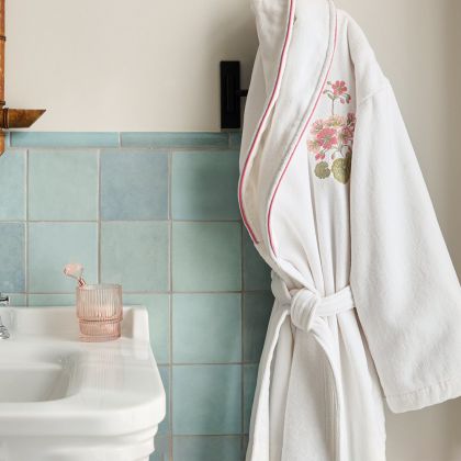 Flanerie Bathrobe by Anne de Solene