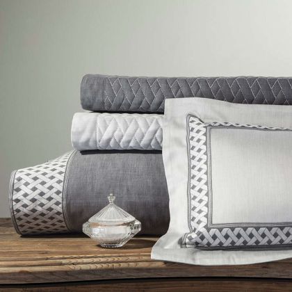 Ara by Home Treasures