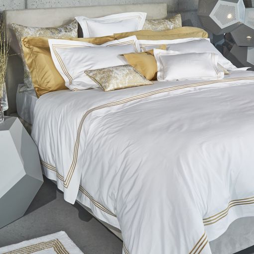 Ram by Celso de Lemos Duvet Cover