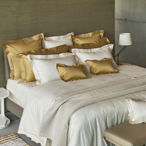 Bourdon by Celso de Lemos