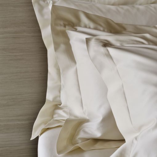 Capela by Celso de Lemos Pillowcase