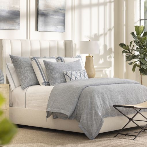 Brook by Lili Alessandra