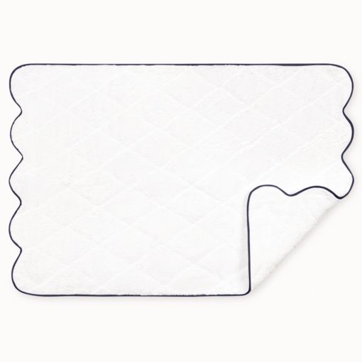 Cairo Scallop by Matouk Quilted Tub Mat