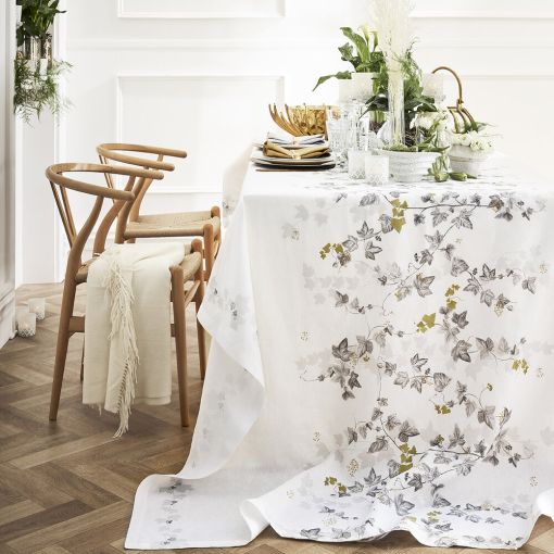 Lierre by Alexandre Turpault