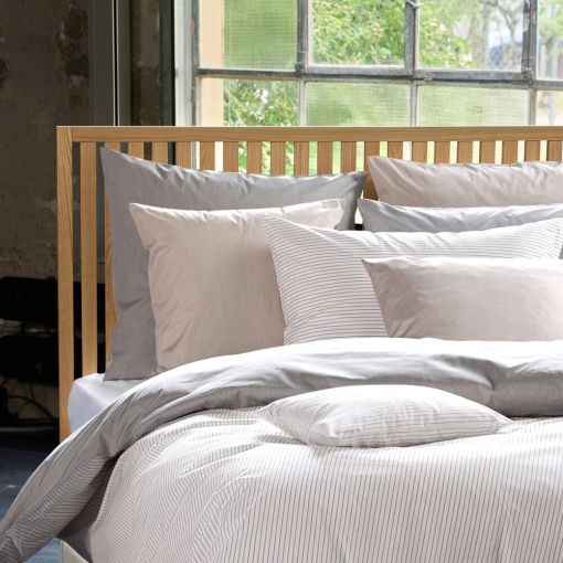 Fil A Fil Reversible by Christian Fischbacher