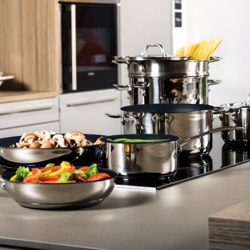 Glamour Casserole Dish with One Handle by Mepra