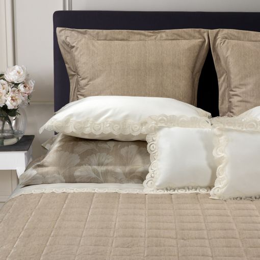 Cleopatra Lace by Dea Linens Fitted Sheet