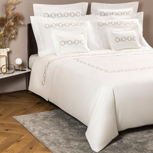 Links Embroidery by Frette
