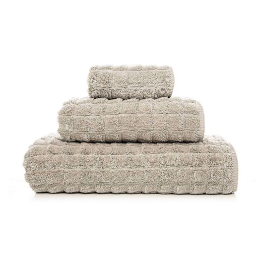 Heaven by Graccioza Towel