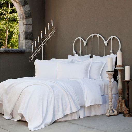 Sereno by St. Geneve Throw