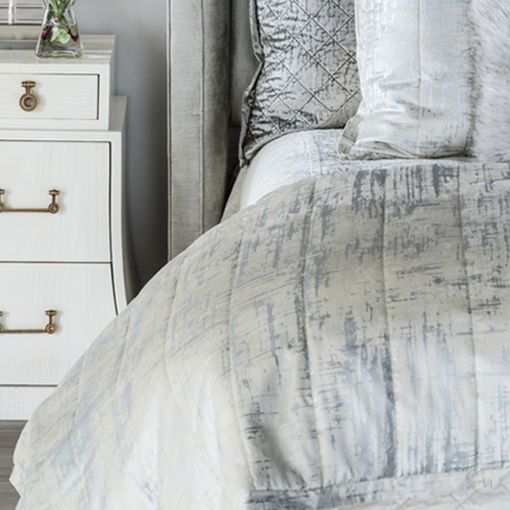 Moderne By Lili Alessandra Blanket