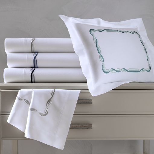 Cadence by Home Treasures Fitted Sheet