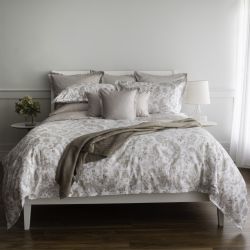 Bedding By St. Geneve