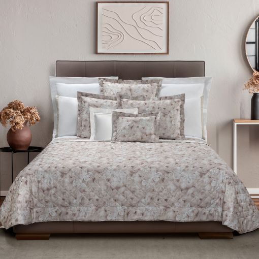 Coverlets/Quilts by DEA Luxury Linens