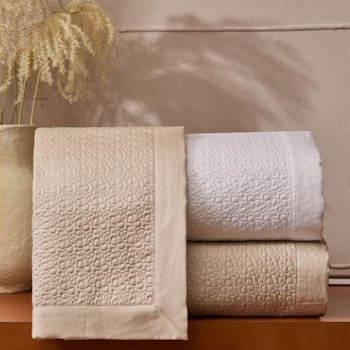 Bovi Coverlets