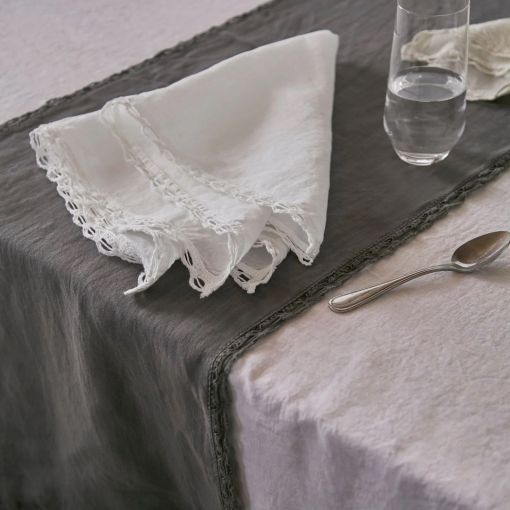 Matteo Table