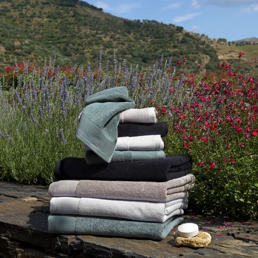 Amalia Towels